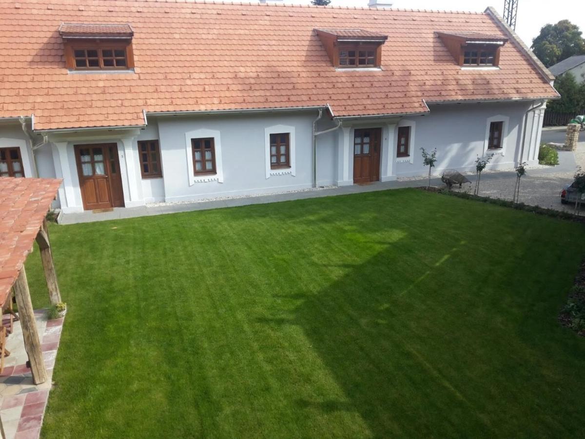 Arácsi Vendégház Balatonfüred Exterior foto